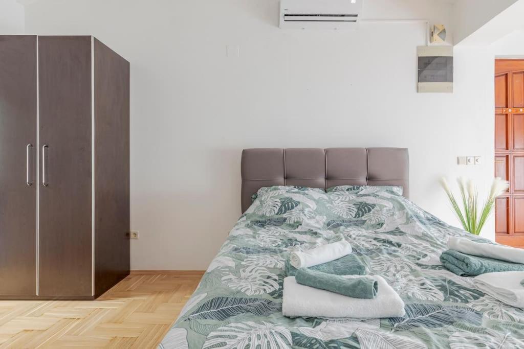 Warm House Full Of Green Ambient,Joy And Comfort Zagreb Eksteriør billede